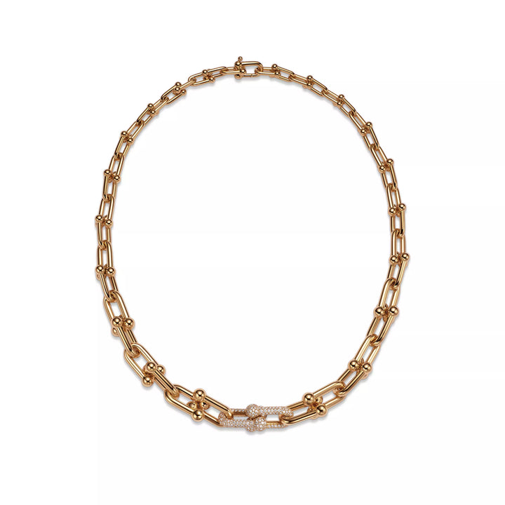 Link necklace with zirconia stones