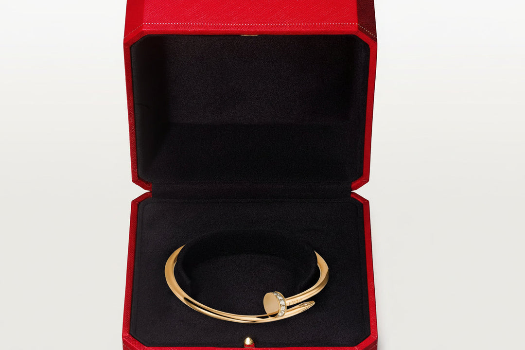 Nail Bracelet With Crystal - Golden